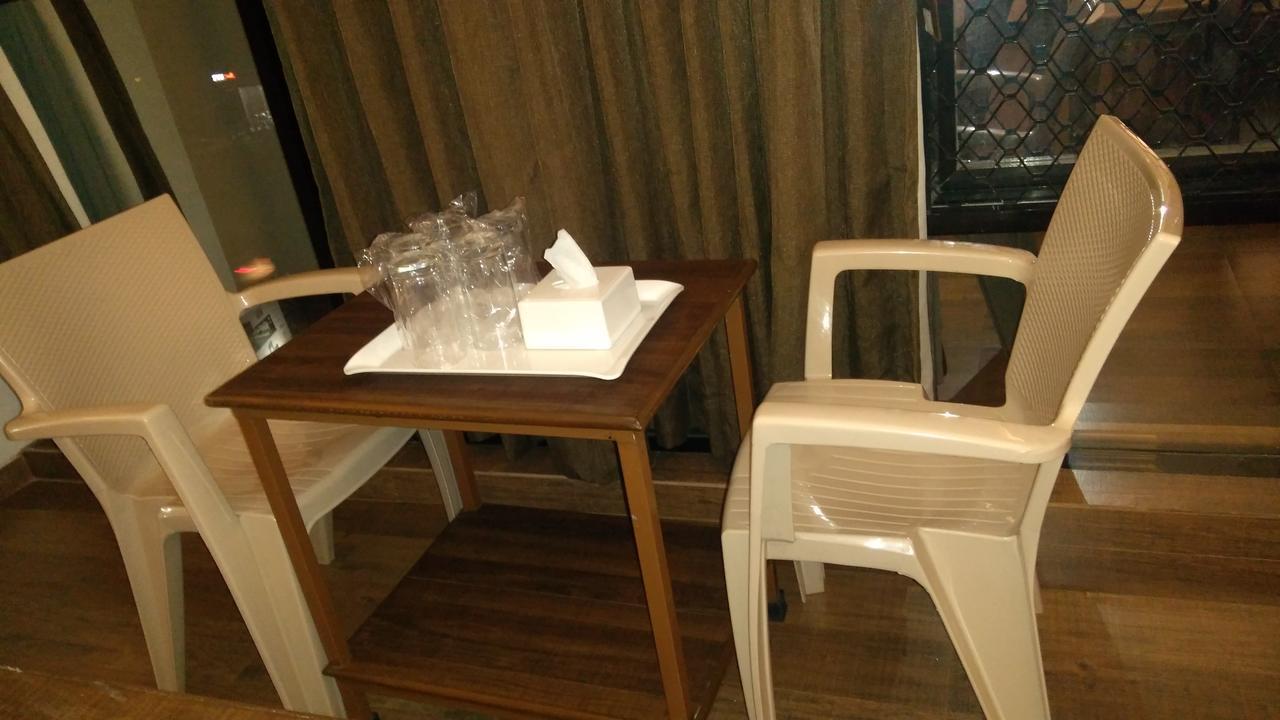 Hotel Maratha Residency Ратнагири Экстерьер фото